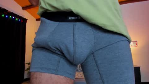 Snapshot of strosa_ chatting on 12/04/24, 02:53 strosa_ online show from 12/04/24, 02:53