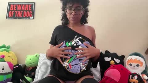 Snapshot of strrwberry chatting on 09/15/25, 07:03 strrwberry online show from 09/15/25, 07:03