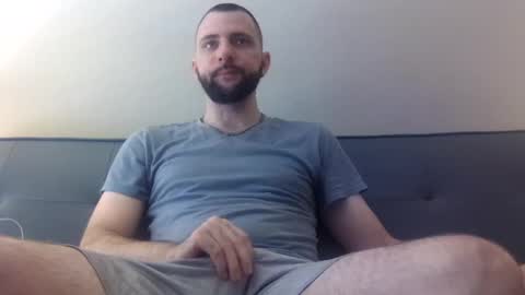 stud4u21 online show from 10/12/25, 05:56