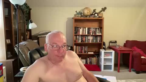 studballs1 online show from 04/24/26, 01:57