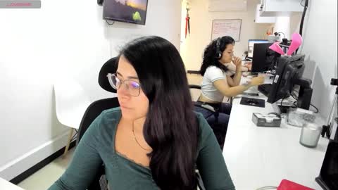 studcb_ online show from 10/22/25, 03:45