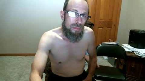 Snapshot of studcock6977 chatting on 10/02/25, 04:36 studcock6977 online show from 10/02/25, 04:36