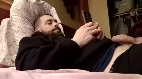 Snapshot of studmuffinizer3000 chatting on 04/12/26, 04:06 Stud online show from 04/12/26, 04:06