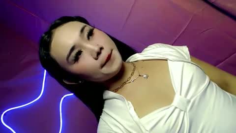 stunning_andrea69 online show from 02/04/26, 11:16