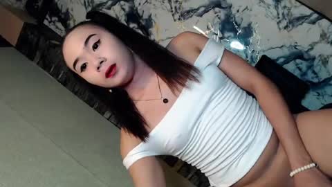 stunning_andrea69 online show from 08/04/26, 12:30