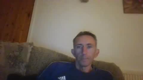 Snapshot of stuuuey73 chatting on 10/12/25, 09:03 stuuuey73 online show from 10/12/25, 09:03