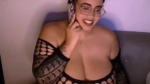Snapshot of stweetemmac1 chatting on 03/31/26, 02:13 stweetemmac1 online show from 03/31/26, 02:13