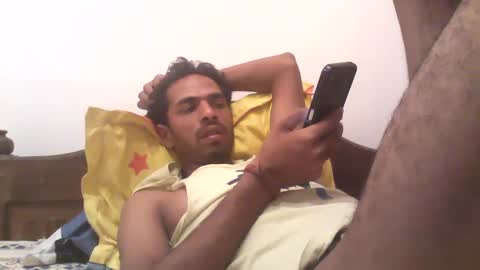 Snapshot of stylish0000008 chatting on 03/12/25, 11:31 Indian Couple online show from 03/12/25, 11:31