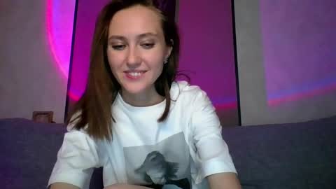 Snapshot of su_11111 chatting on 01/15/25, 11:19 LINA online show from 01/15/25, 11:19