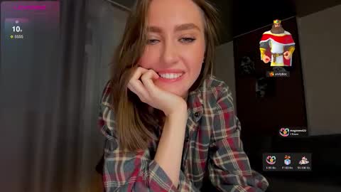 Snapshot of su_11111 chatting on 11/21/25, 08:57 LINA online show from 11/21/25, 08:57