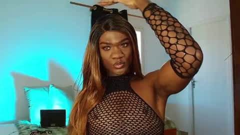 Suanny Klatten  It is my account independent  online show from 02/09/25, 12:19