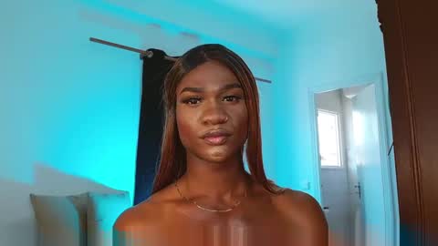 Suanny Klatten  It is my account independent  online show from 02/17/25, 12:27