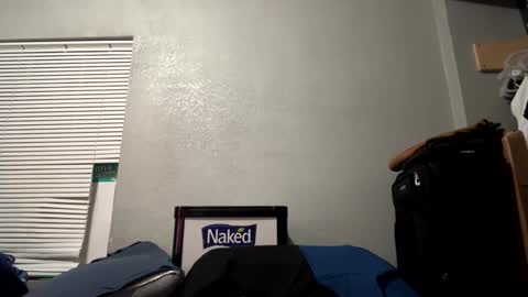 Snapshot of suavecito67 chatting on 02/02/25, 06:15 suavecito67 online show from 02/02/25, 06:15