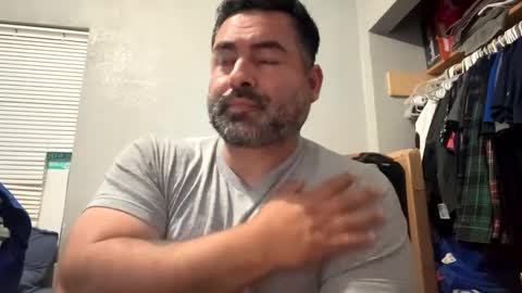 Snapshot of suavecito67 chatting on 02/14/25, 01:02 suavecito67 online show from 02/14/25, 01:02