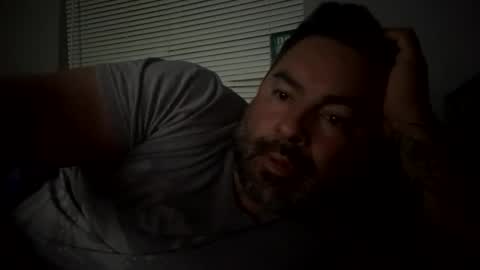 Snapshot of suavecito67 chatting on 02/14/25, 12:03 suavecito67 online show from 02/14/25, 12:03