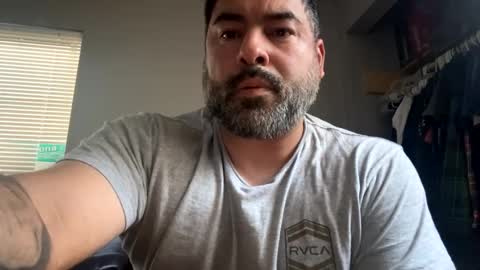 Snapshot of suavecito67 chatting on 02/17/25, 03:53 suavecito67 online show from 02/17/25, 03:53