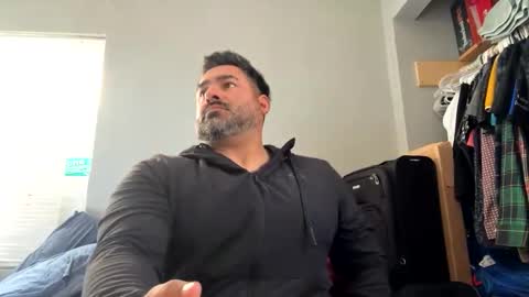 Snapshot of suavecito67 chatting on 03/09/25, 07:37 suavecito67 online show from 03/09/25, 07:37