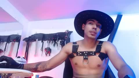 subarashi_ishi69 online show from 10/02/25, 07:54