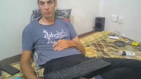 Snapshot of subbdsm82 chatting on 09/29/25, 07:08 subbdsm82 online show from 09/29/25, 07:08