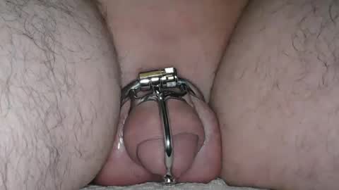 Snapshot of subchastityhere chatting on 09/10/25, 03:01 subchastityhere online show from 09/10/25, 03:01