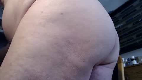 Snapshot of subibuns chatting on 01/12/25, 10:34 Marcel online show from 01/12/25, 10:34