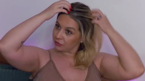 Snapshot of sublimecarla chatting on 09/11/25, 07:30 Carla online show from 09/11/25, 07:30