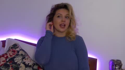 Snapshot of sublimecarla chatting on 09/25/25, 06:39 Carla online show from 09/25/25, 06:39