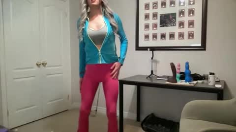 Sissy Isabella online show from 05/24/26, 07:57