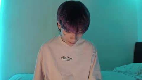 Snapshot of submissive_boyy_ chatting on 09/28/25, 06:13 nico online show from 09/28/25, 06:13