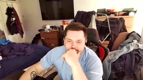 submissiveboy87 online show from 03/18/26, 02:20