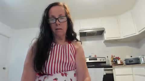 Snapshot of submissivepeachgoddess chatting on 04/26/26, 02:31 Submissie Peach Goddess online show from 04/26/26, 02:31
