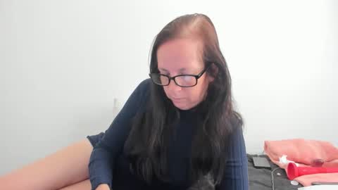 Snapshot of submissivepeachgoddess chatting on 05/08/26, 02:33 Submissie Peach Goddess online show from 05/08/26, 02:33