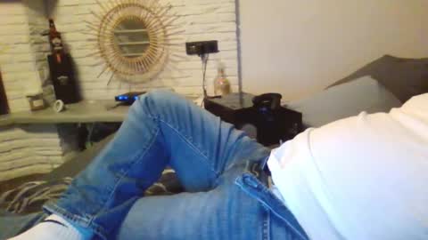 Snapshot of submissivguy chatting on 09/23/25, 07:28 submissivguy online show from 09/23/25, 07:28