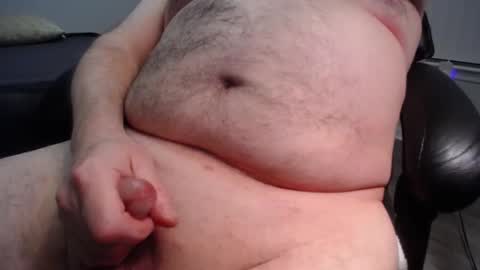 Snapshot of subswichuser00060960 chatting on 12/17/24, 12:00 subswitchuser online show from 12/17/24, 12:00