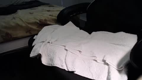 Snapshot of subswichuser00060960 chatting on 02/06/25, 03:31 subswitchuser online show from 02/06/25, 03:31