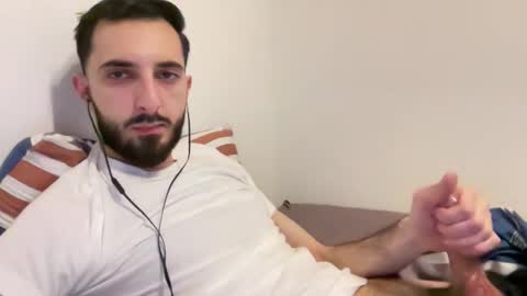 Snapshot of subzeroni chatting on 05/11/26, 04:59 subzeroni online show from 05/11/26, 04:59