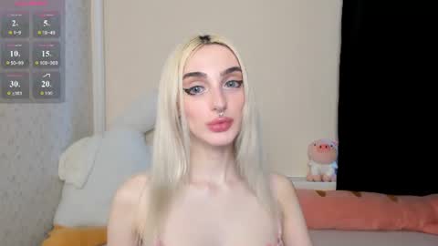 Chloe online show from 06/15/26, 11:56