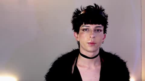 Angel  online show from 10/12/25, 11:31