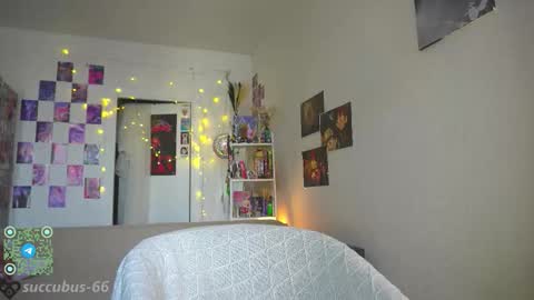 Snapshot of succubus_66 chatting on 09/18/25, 12:40 succubus_66 online show from 09/18/25, 12:40