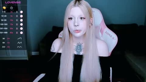 succubus_leslie online show from 09/28/25, 11:43