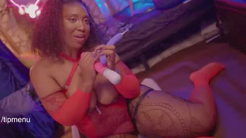 Succubus RoseMilk online show from 11/17/25, 11:21