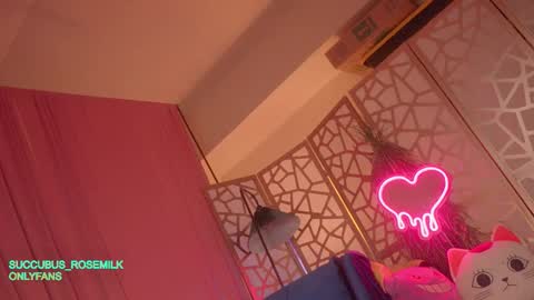 Succubus RoseMilk online show from 02/02/26, 12:20