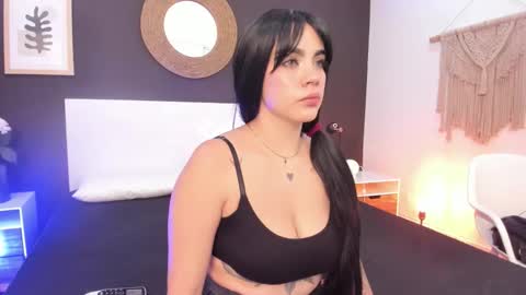 Luna  online show from 09/16/25, 03:07