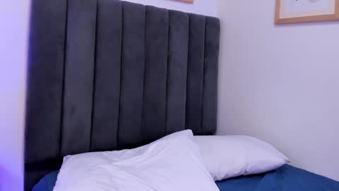 Luna  online show from 10/13/25, 07:47