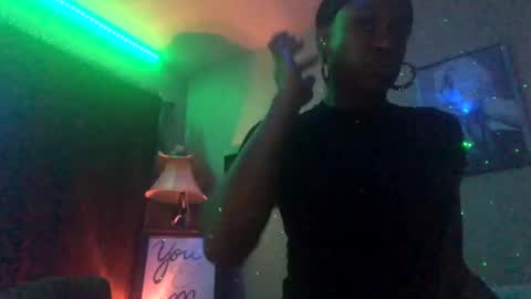 Snapshot of sucknevachew8969xxx chatting on 01/07/25, 08:24 Kayysnc online show from 01/07/25, 08:24