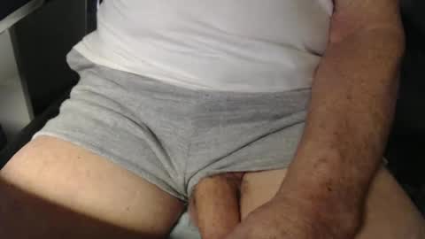 Snapshot of suckthisgaycock chatting on 01/11/25, 04:06 suckthisgaycock online show from 01/11/25, 04:06