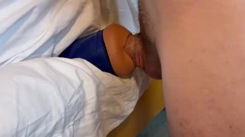 Snapshot of suclec2 chatting on 11/16/25, 08:25 HotCock online show from 11/16/25, 08:25