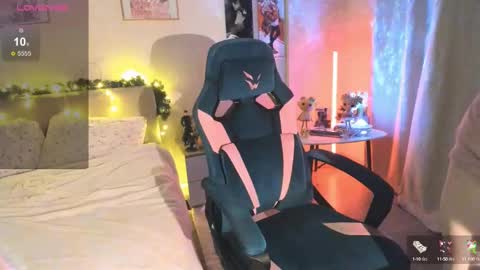 Snapshot of sue_everett chatting on 02/15/25, 07:50 sue_everett online show from 02/15/25, 07:50