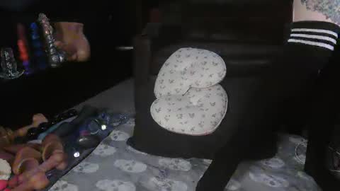 Suga cookie online show from 12/15/25, 06:23