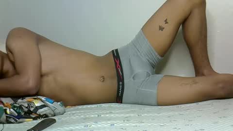 Snapshot of sugar_brown256 chatting on 10/16/25, 08:32 sugar_brown256 online show from 10/16/25, 08:32